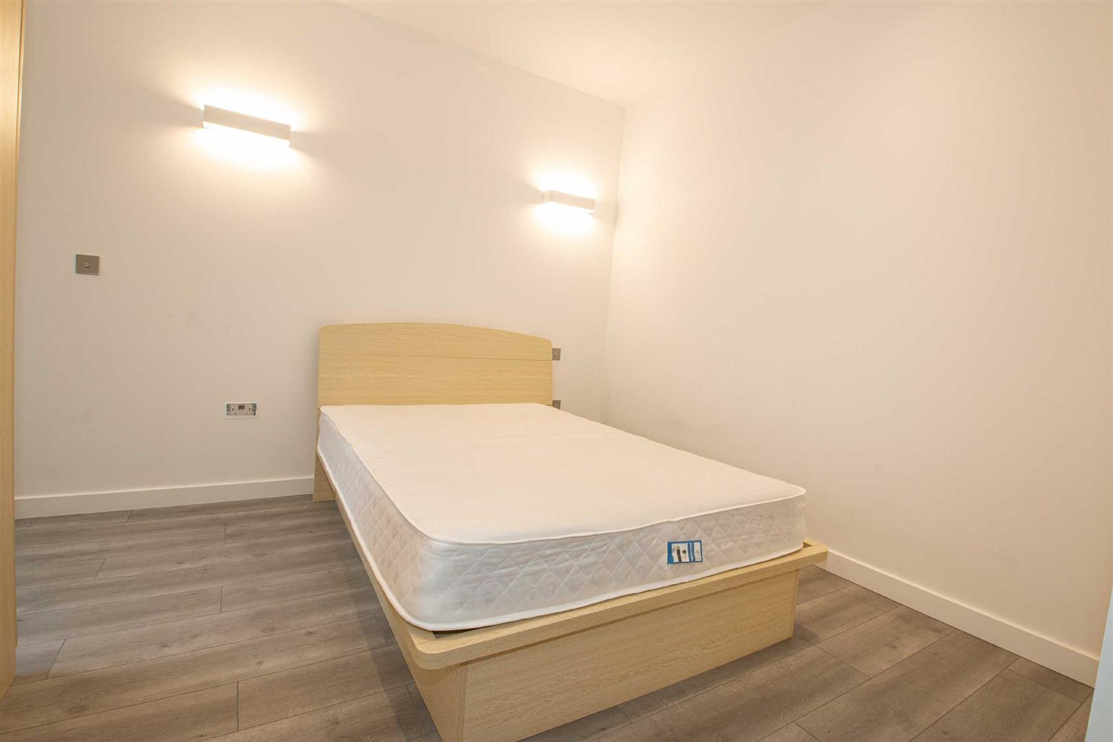 2 Foxhunter Drive, Linford Wood, Milton Keynes